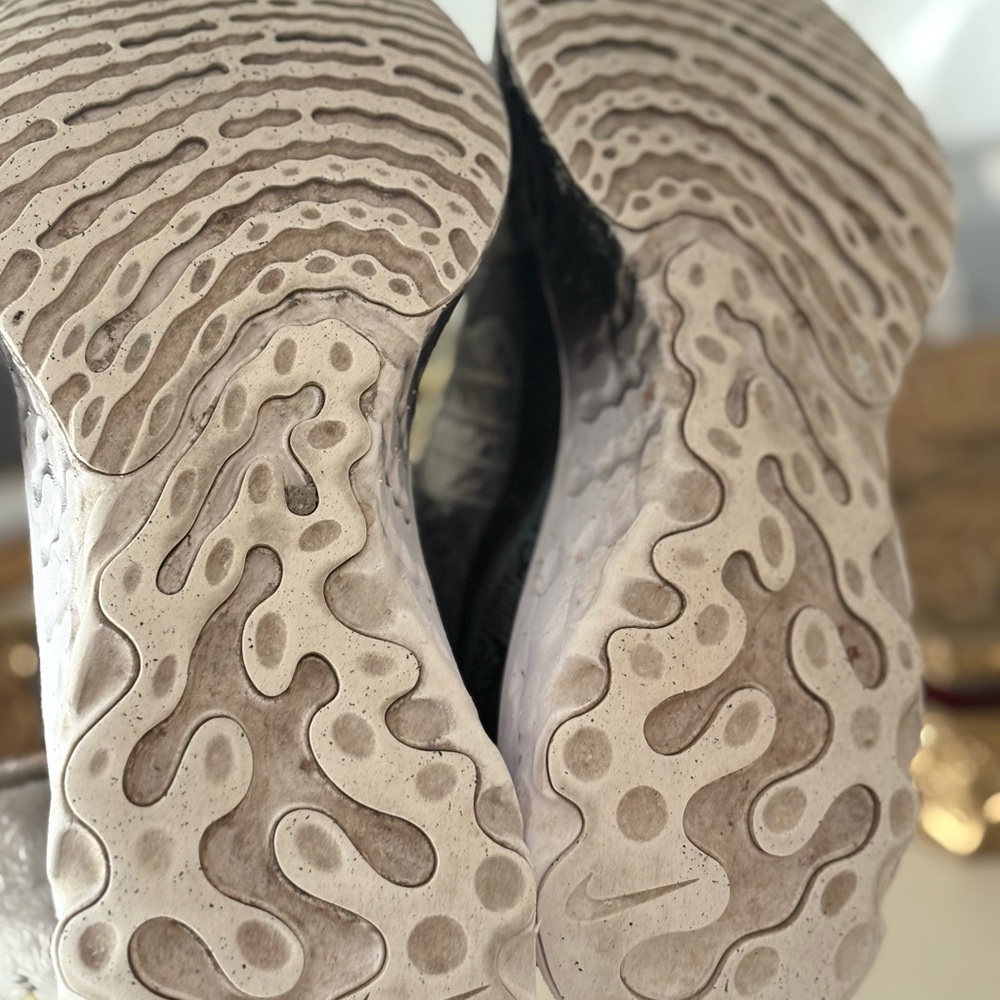 Nike React Infinity Black And White Sneakers Size… - image 5